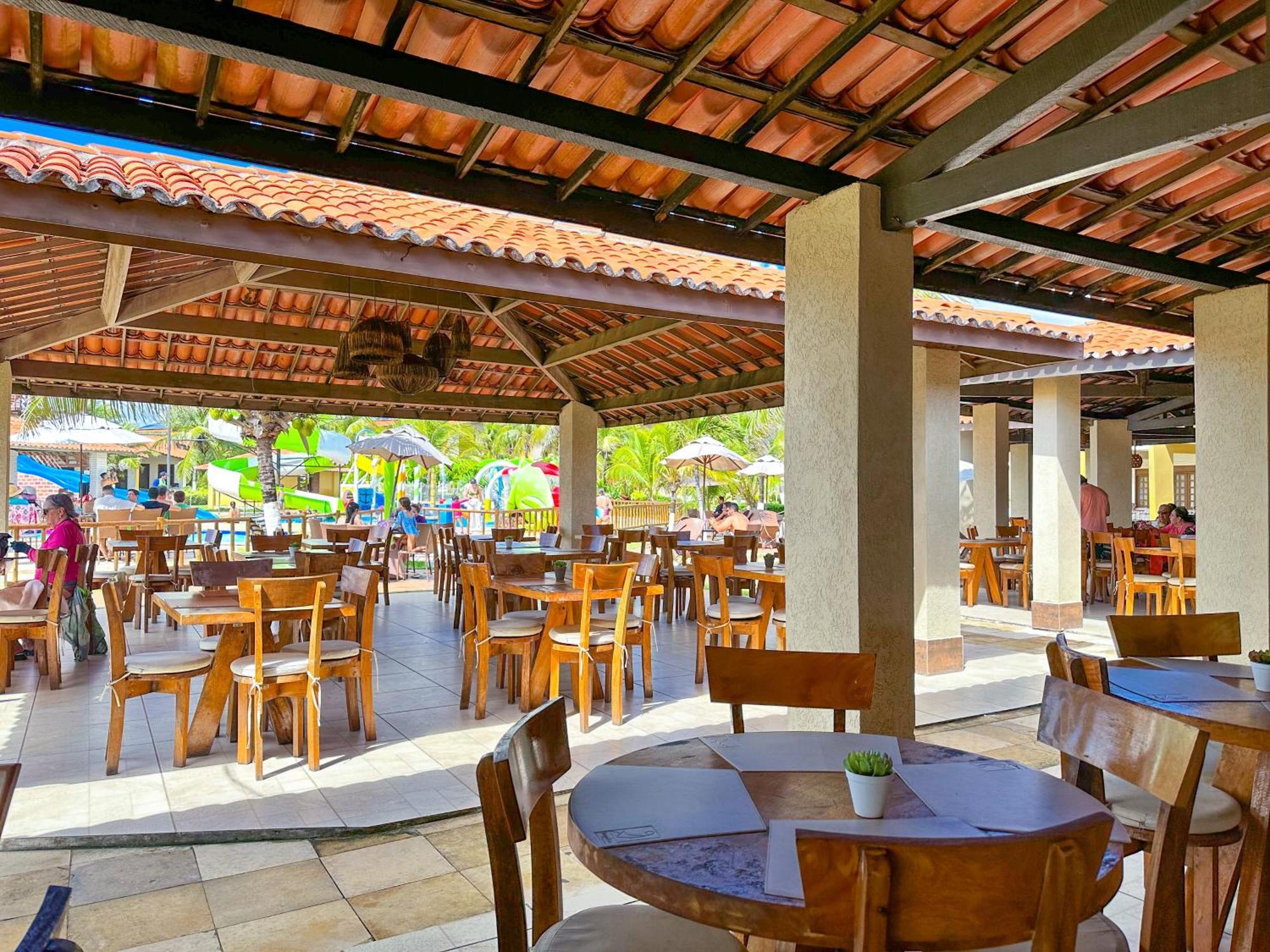 Jangadeiro Praia Hotel Resort - Parque Aquatico E Pe Na Areia Aquiraz Exteriör bild